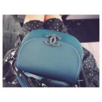 小嶋さん、はるっぴに55万円のCHANELのバッグをプレゼント! 小嶋さん、はるっぴに55万円のCHANELのバッグをプレゼント!