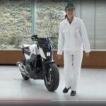 【画像】ホンダが倒れないで自立走行するバイクを公開!映像ヤバイなこれwwwwwwwwwwwwww 【画像】ホンダが倒れないで自立走行するバイクを公開!映像ヤバイなこれwwwwwwwwwwwwww