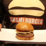 【画像】米高級バーガー店「UMAMI BURGER」日本1号店が3月24日にオープンwwwwww 【画像】米高級バーガー店「UMAMI BURGER」日本1号店が3月24日にオープンwwwwww