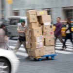 ヤマト「Amazonに値上げを突きつけたら独自運送サービス拡大されてライバル業者に発展しそうでござる」 ヤマト「Amazonに値上げを突きつけたら独自運送サービス拡大されてライバル業者に発展しそうでござる」