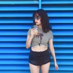 小嶋陽菜がお腹と太ももをあらわにしたセクシーショット公開 小嶋陽菜がお腹と太ももをあらわにしたセクシーショット公開