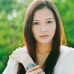 YUI「なんでCHE.R.RYなんか歌わなきゃいけないの…私がやりたのはこんな音楽じゃない!」 YUI「なんでCHE.R.RYなんか歌わなきゃいけないの…私がやりたのはこんな音楽じゃない!」