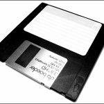 パソコンの授業「はいみんな~自分のフロッピーは授業前に用意しとくんやで~」 パソコンの授業「はいみんな~自分のフロッピーは授業前に用意しとくんやで~」