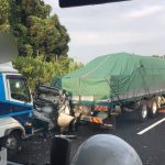 【画像】普通車がトラックに追突された結果・・・ → 【画像】普通車がトラックに追突された結果・・・ →