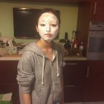 【悲報】白塗り今泉さん、お胸が…… 【悲報】白塗り今泉さん、お胸が……