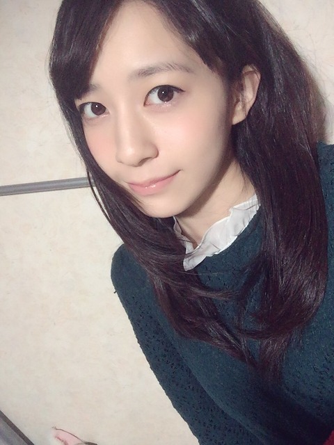 【朗報】ゆかるんのキャワいさが限界突破してる件!!!!!