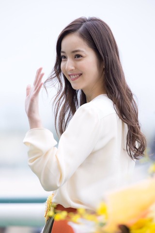 佐々木希、さすがに加齢を隠せない