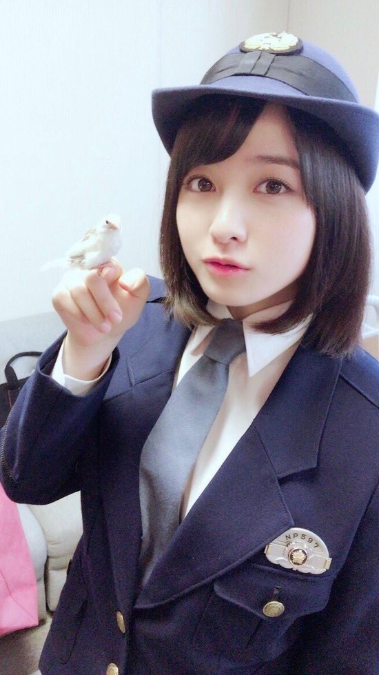 【画像】この橋本環奈の婦警コスが可愛すぎると話題にｗｗｗｗｗｗｗｗｗ